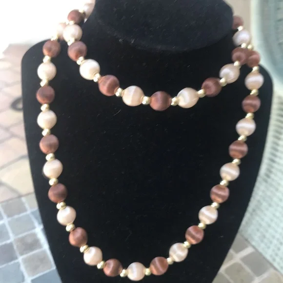 WRAPPED BEADS WITH GOLD SPACERS - Picture 8 of 8